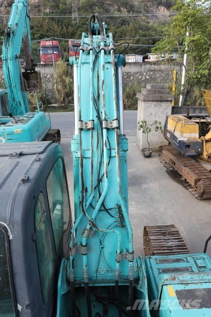 Kobelco SK 210-8 Lánctalpas kotrók