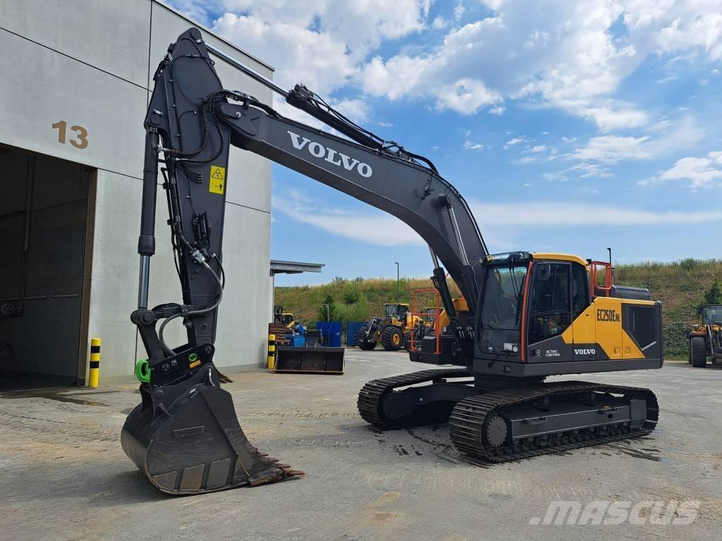 Volvo EC250ENL Lánctalpas kotrók