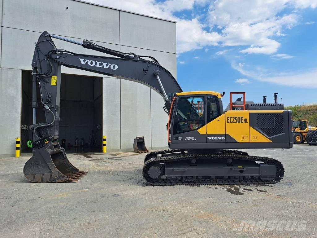 Volvo EC250ENL Lánctalpas kotrók