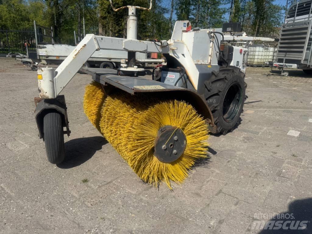 Hatz Veger Úttakarító gépek