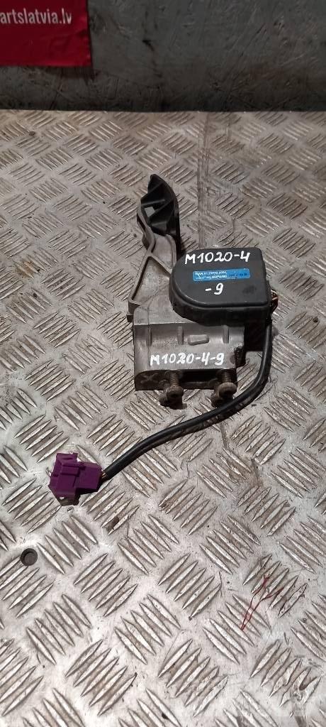 MAN TGA  81259706094 Vezetőfülke és belső tartozékok