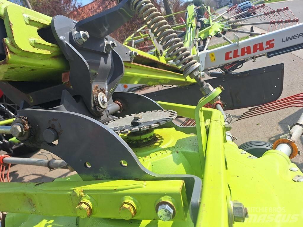 CLAAS Liner 2900 Rendforgatók