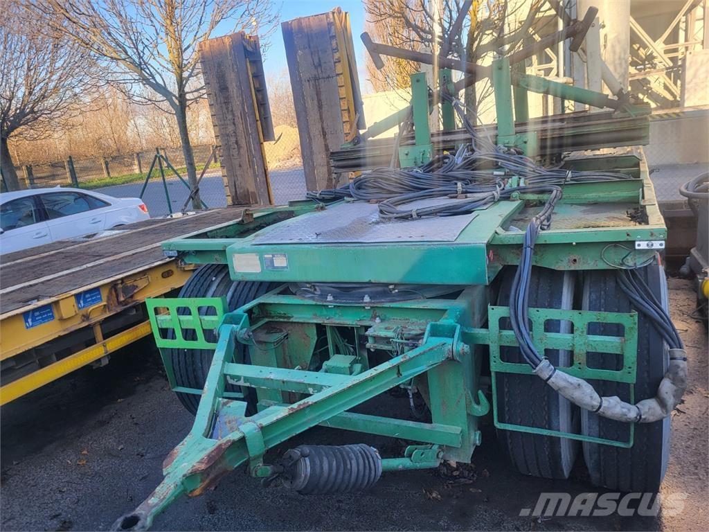 Doll M177 Platós / Ponyvás pótkocsik