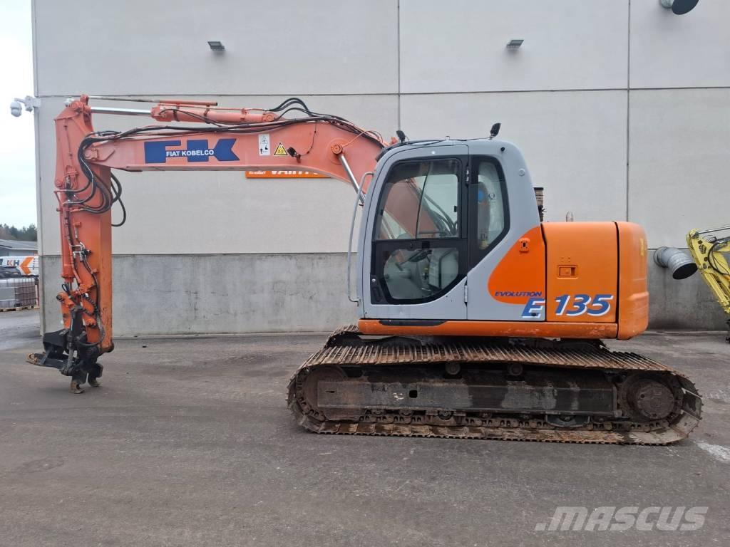 Fiat-Kobelco E 135 Lánctalpas kotrók