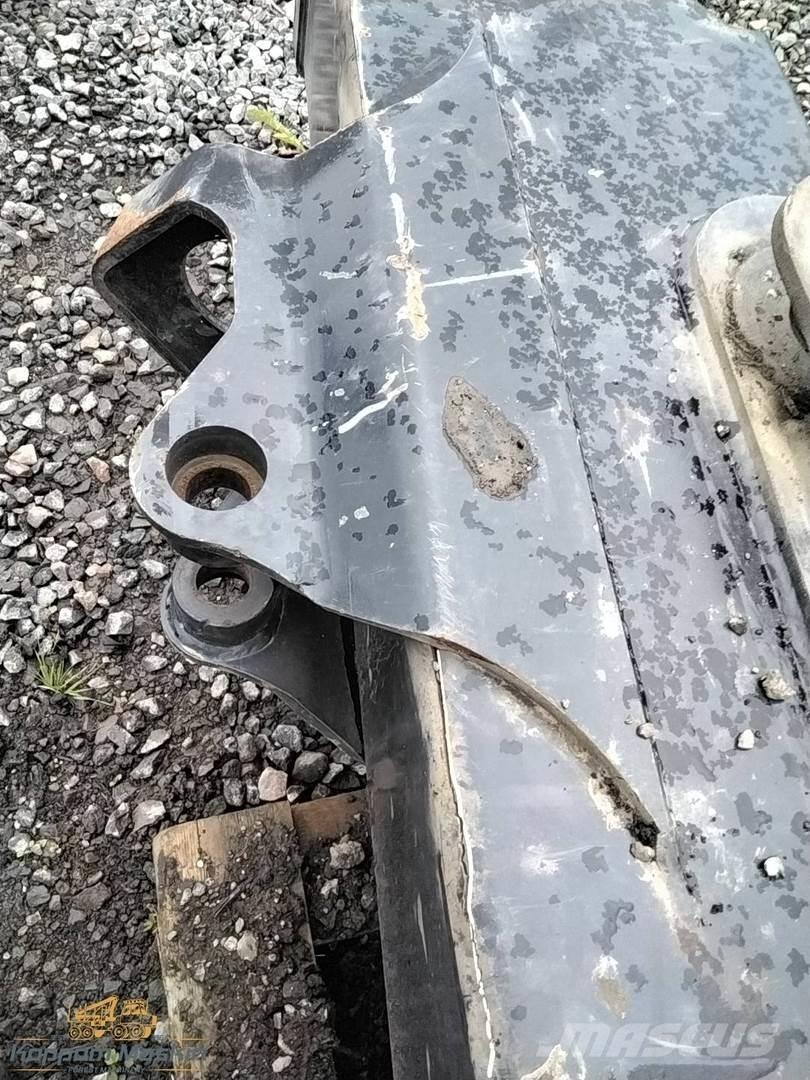 Komatsu 165 Kihordó daruk
