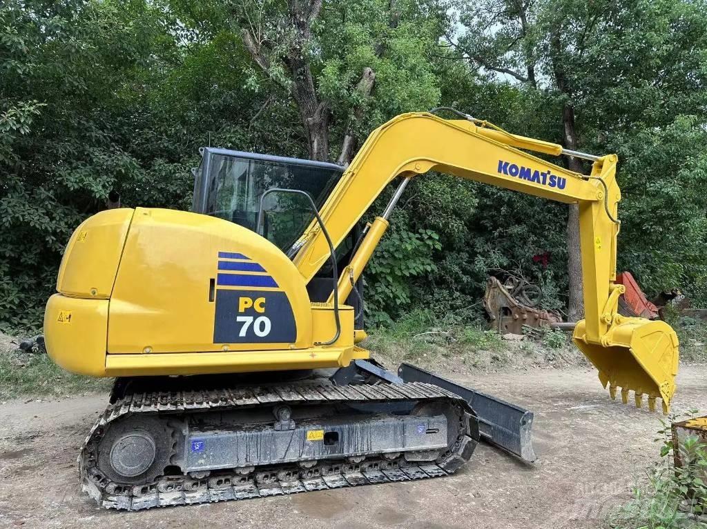 Komatsu PC70-8 Lánctalpas kotrók