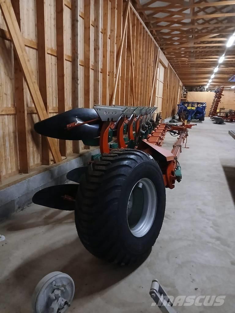 Kverneland PB100-8 Váltvaforgató ekék