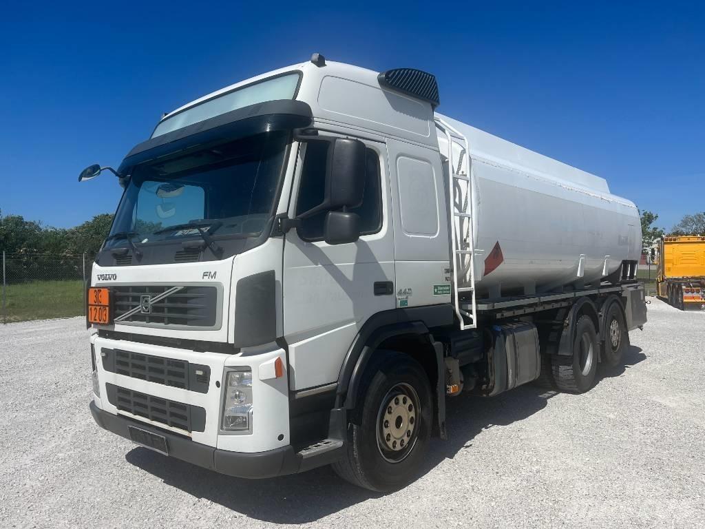 Volvo FM 440 Tartályos teherautók