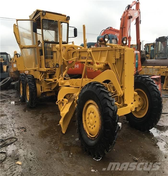 Komatsu GD 661 Gréderek