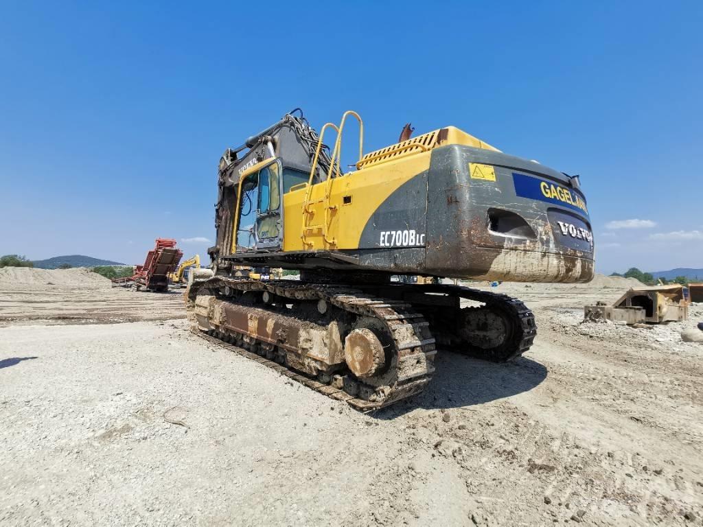 Volvo 700 B Lánctalpas kotrók