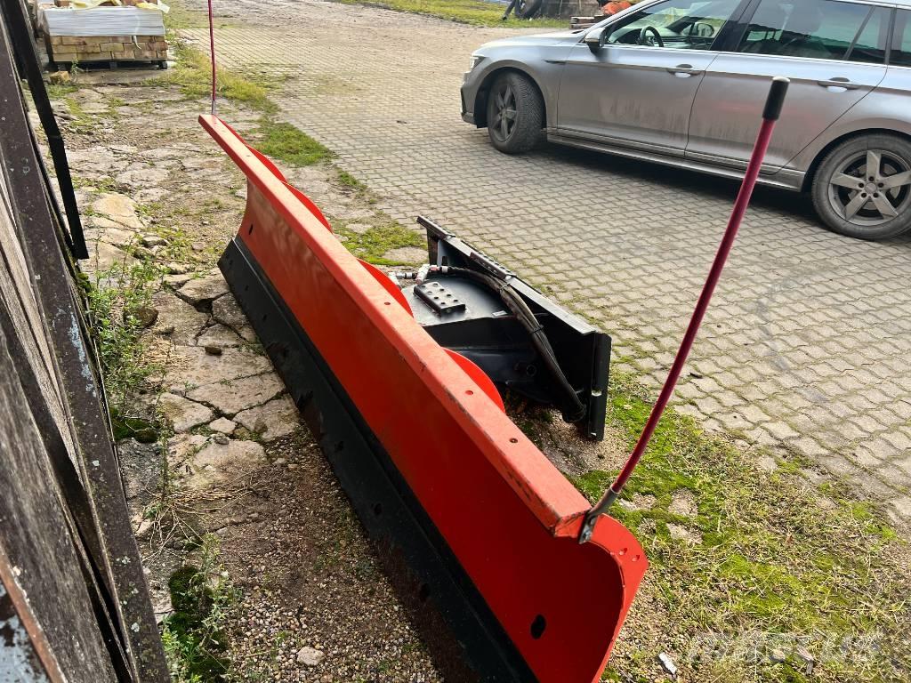 Bobcat SB 108 HD Hóeltakarítók