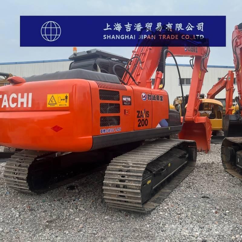 Hitachi ZX 200 Lánctalpas kotrók
