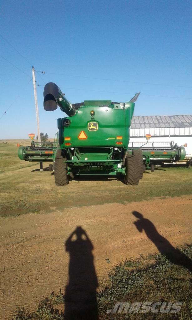 John Deere S 670 Kombájnok