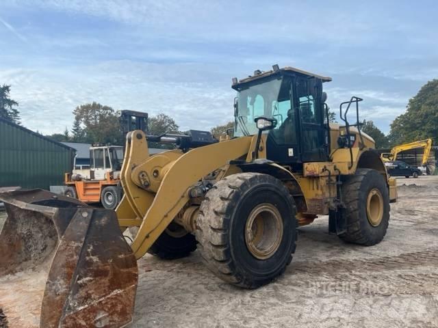 CAT 950 GC Gumikerekes homlokrakodók