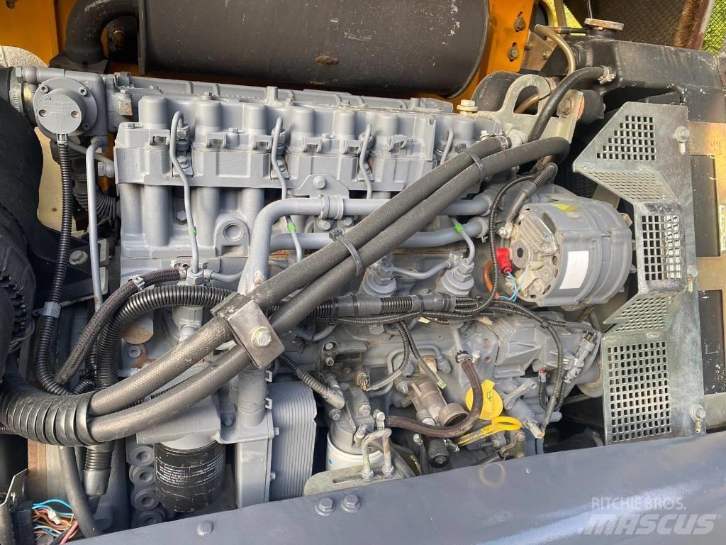 Terex TL 80 Gumikerekes homlokrakodók