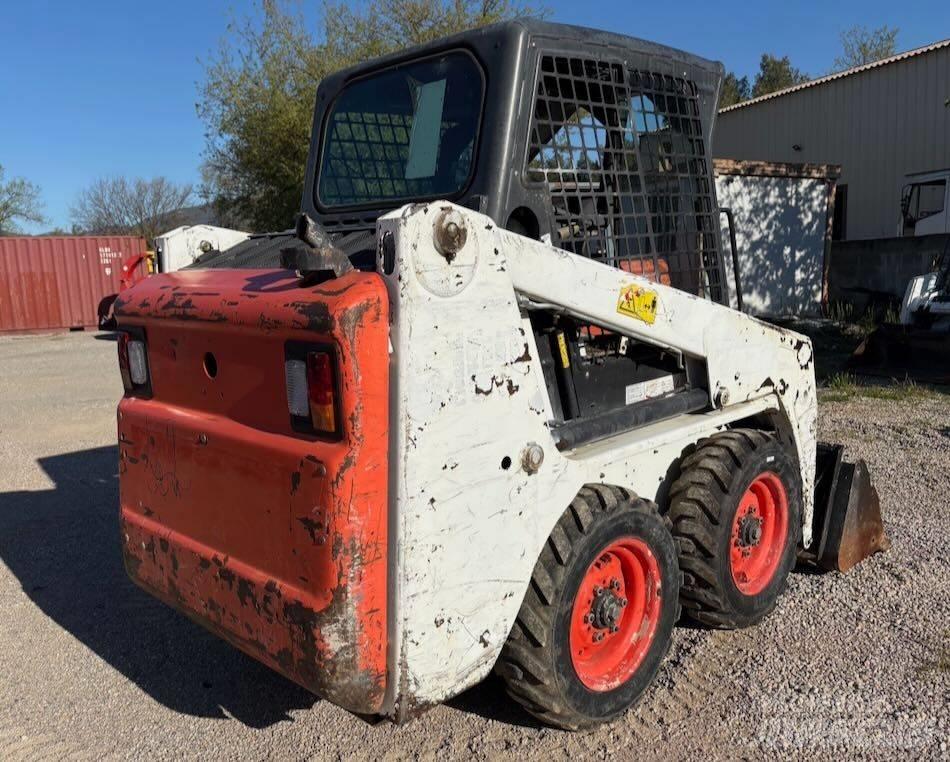 Bobcat S 100 Kompaktrakodók