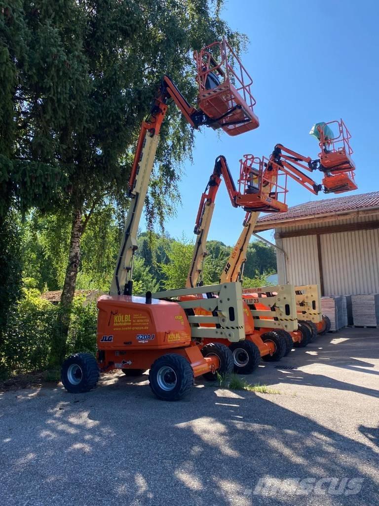 JLG 520 AJ Karos emelők