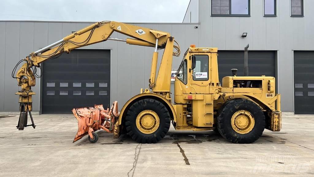 CAT 814 gumikerekes dózer