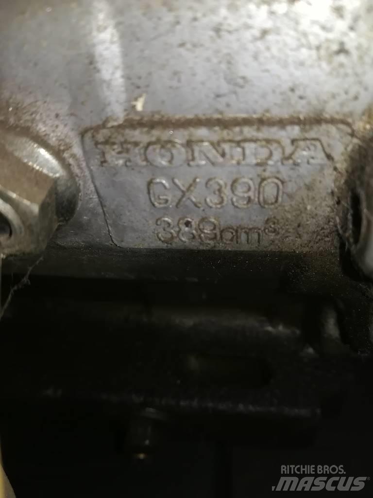 Honda ECT 10 Benzin Áramfejlesztők