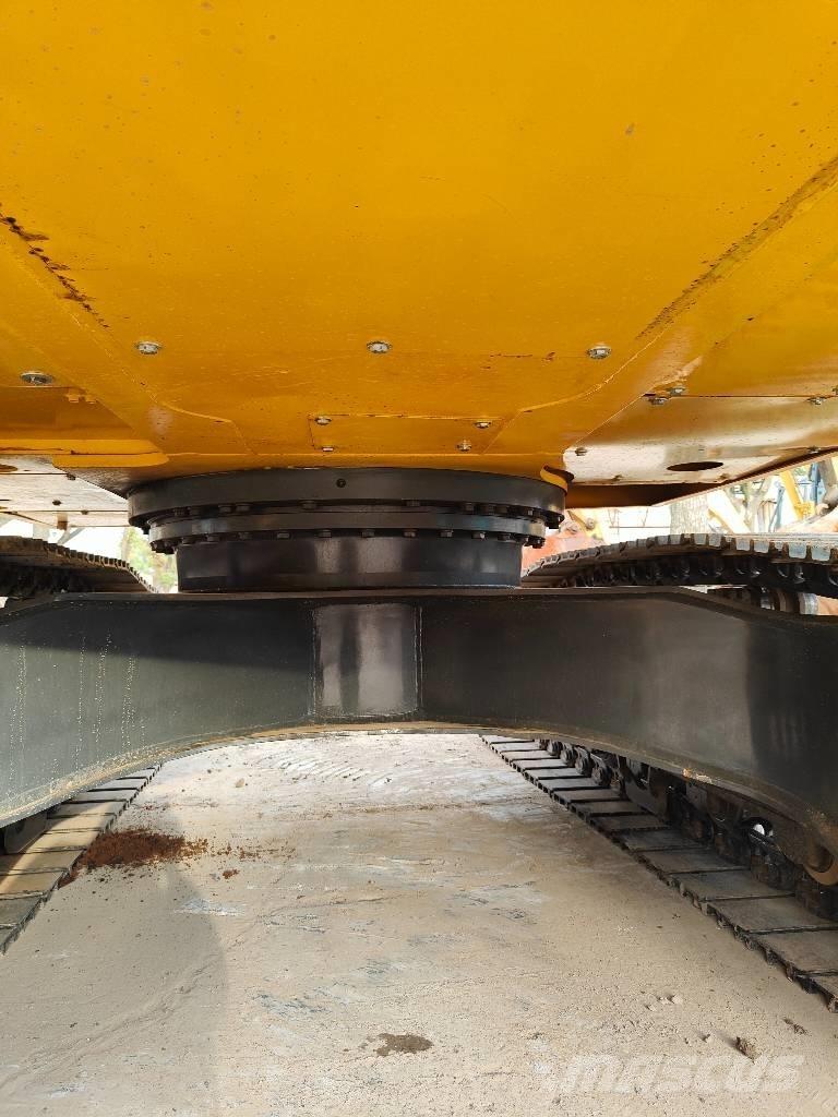 Komatsu PC200 Lánctalpas kotrók
