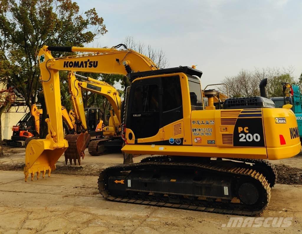Komatsu PC200 Lánctalpas kotrók
