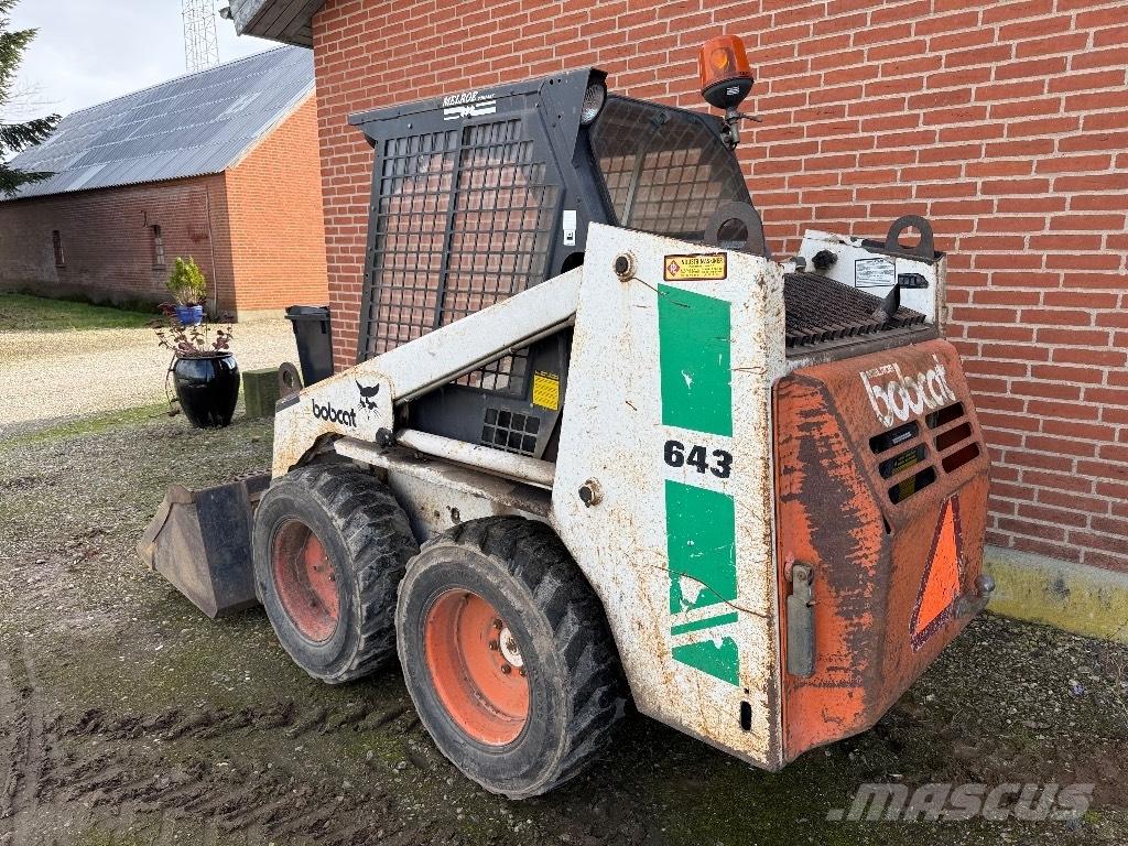 Bobcat 643 Kompaktrakodók