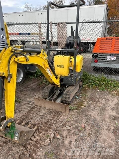 Wacker Neuson 803 Mini kotrók < 7t
