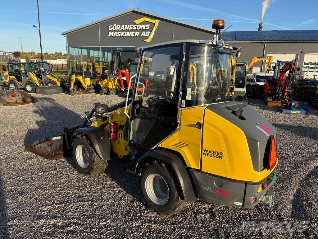 Wacker Neuson WL 28 Gumikerekes homlokrakodók