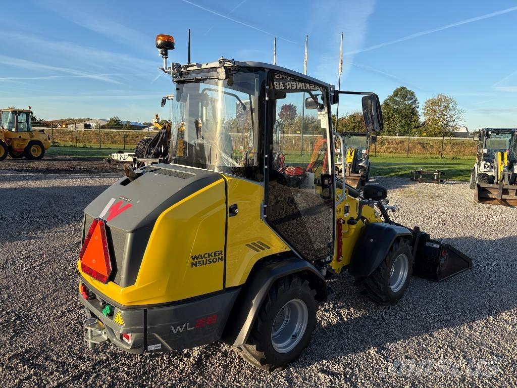 Wacker Neuson WL 28 Gumikerekes homlokrakodók