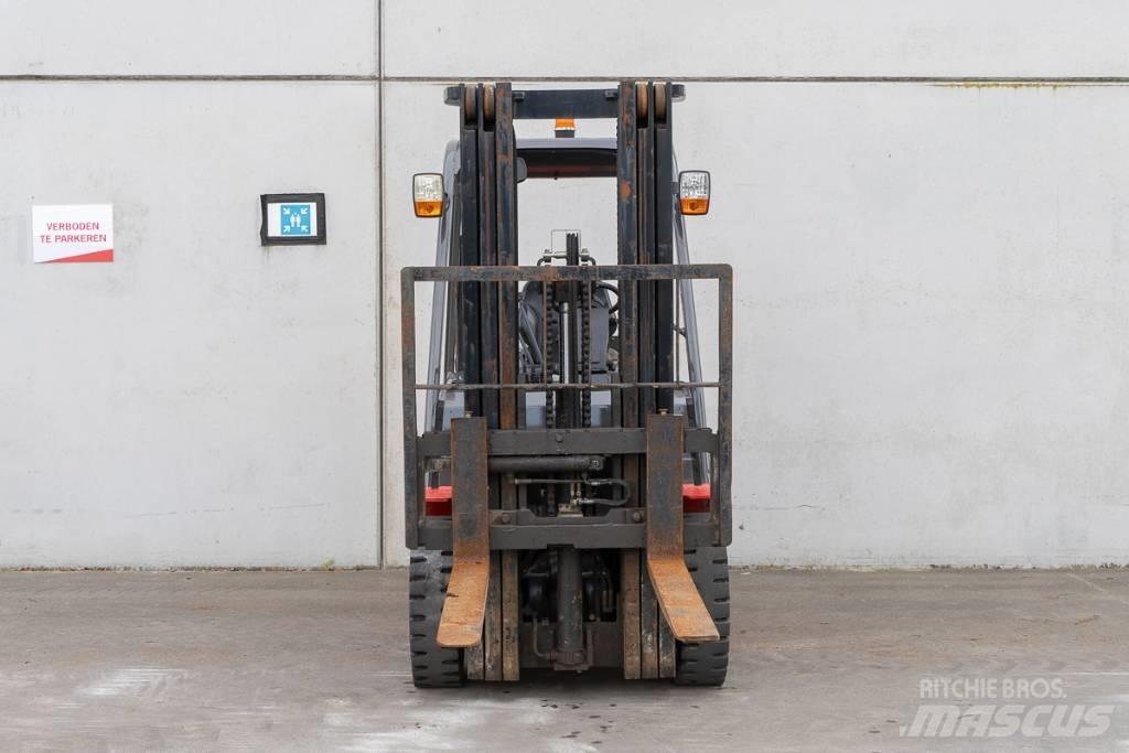 Manitou MI 25 D Dízel targoncák