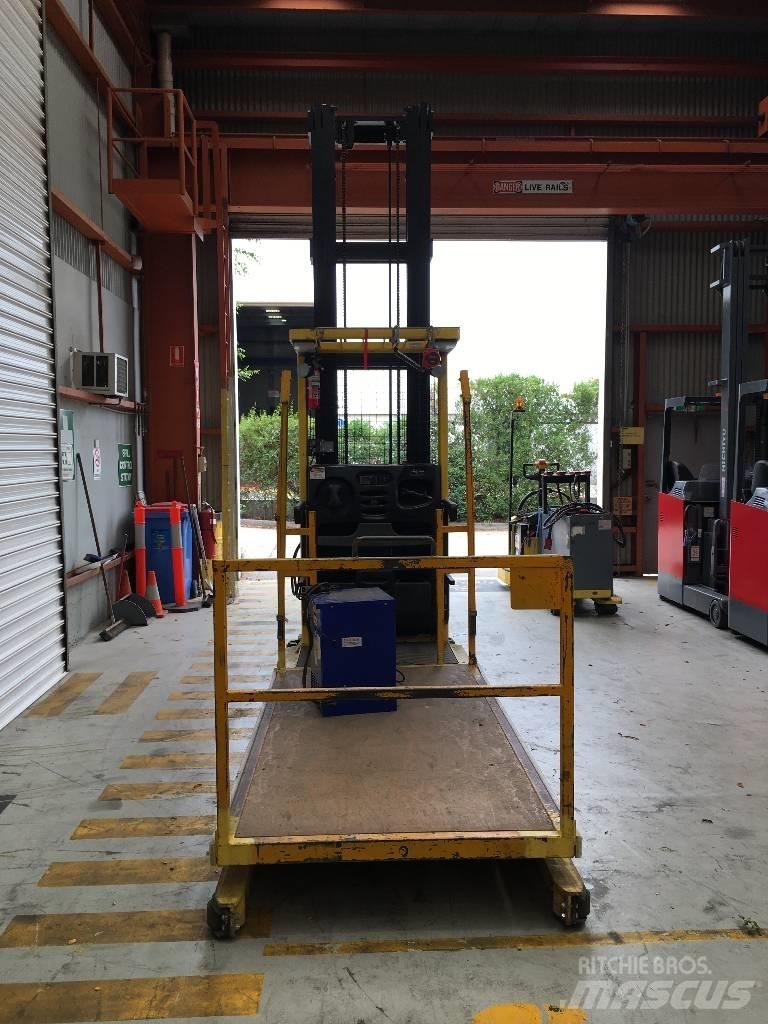 Hyster R30XMF3 Komissiózó magas emelésű targonca