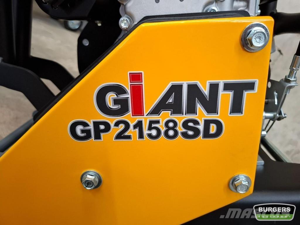 GiANT GP2158SD Vibrátorok