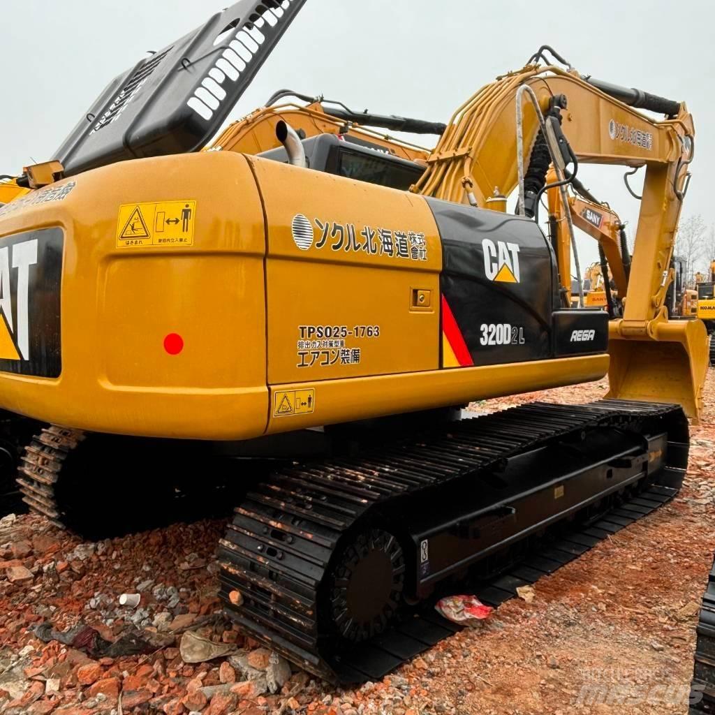 CAT 320 D Lánctalpas kotrók