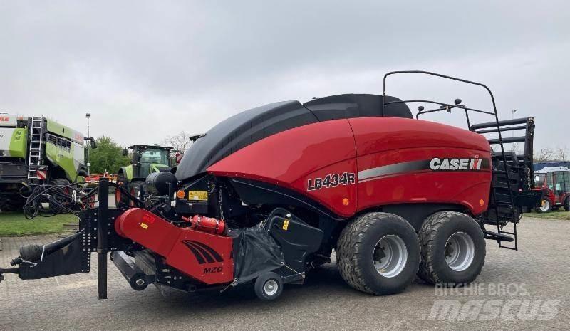 Case IH LB434R Szögletes bálázók