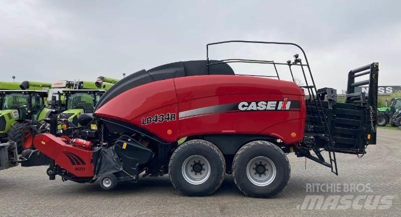Case IH LB434R Szögletes bálázók