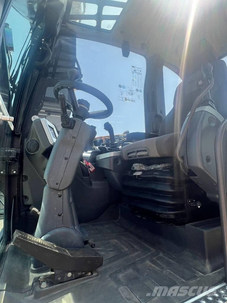 Mecalac MWR15 Gumikerekes kotrók