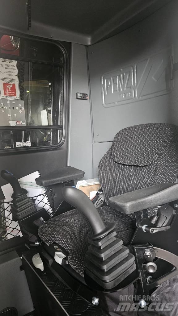 Penz 12Z9.50 Daruk és rakodók