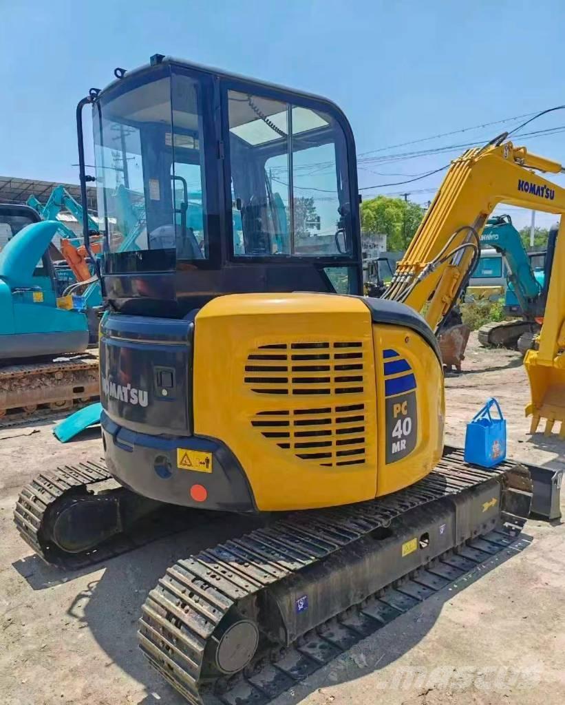 Komatsu PC 40 Mini kotrók < 7t
