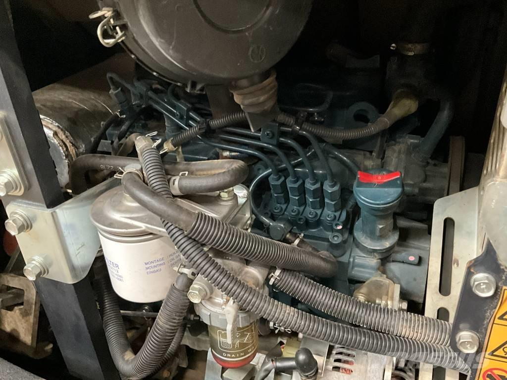 Kubota KX 027-4 HI Mini kotrók < 7t