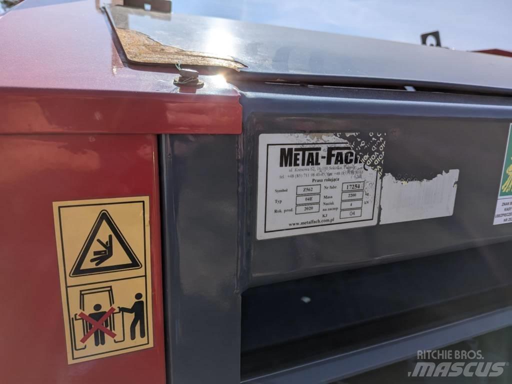 Metal-Fach Z562 Körbálázók