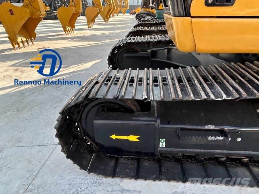 CAT 320 C L Lánctalpas kotrók