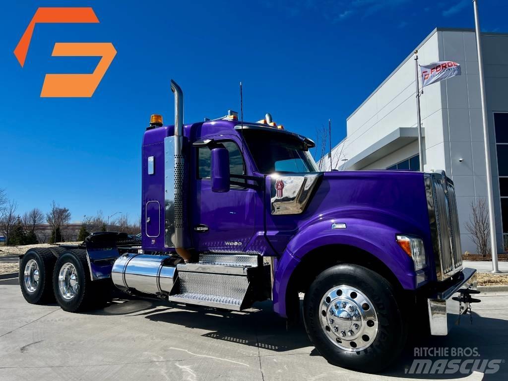 Kenworth W 990 Nyergesvontatók