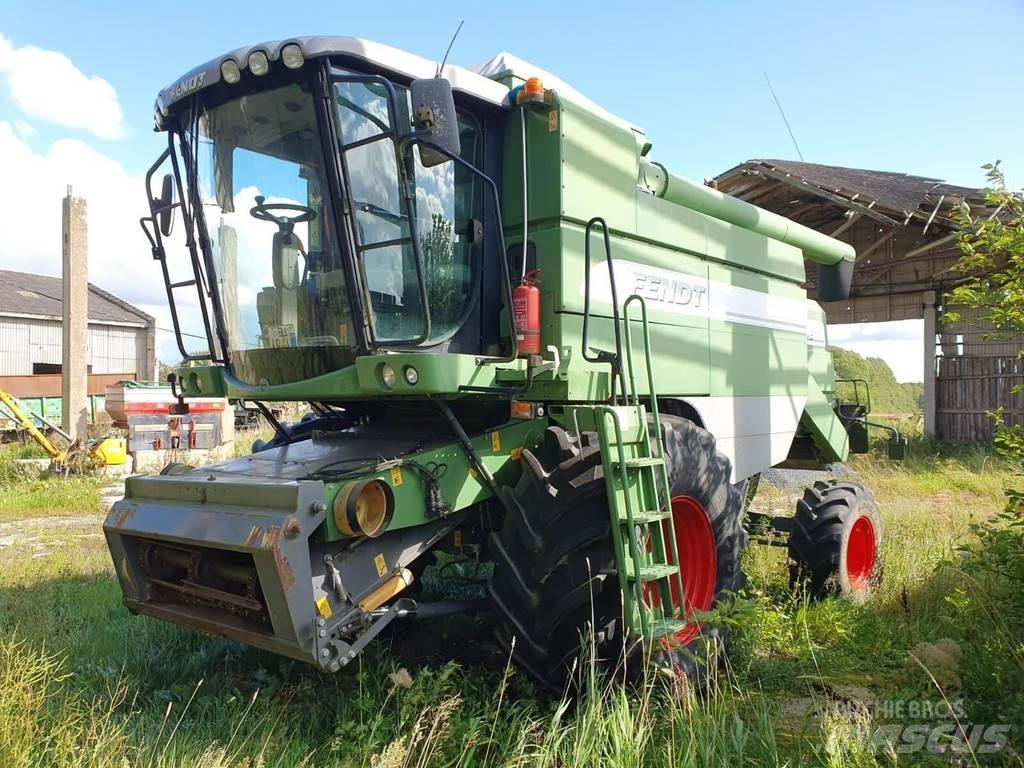 Fendt 5220 E Kombájnok