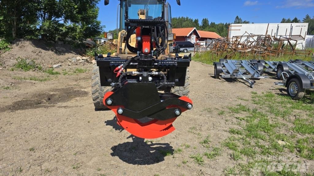  Grip med rotor Gumikerekes homlokrakodók