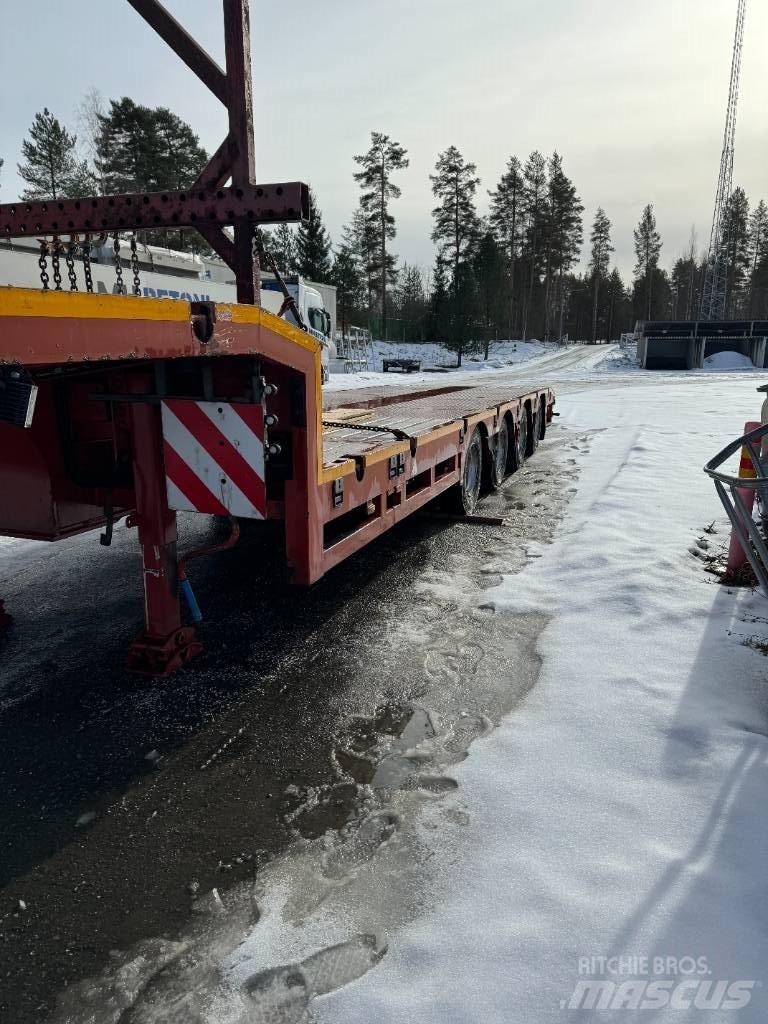 ESGE Pokkakärry Mélybölcsős félpótkocsik