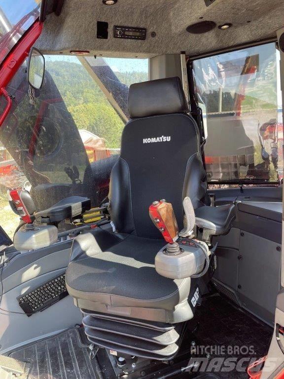 Komatsu 951 Betakarítók