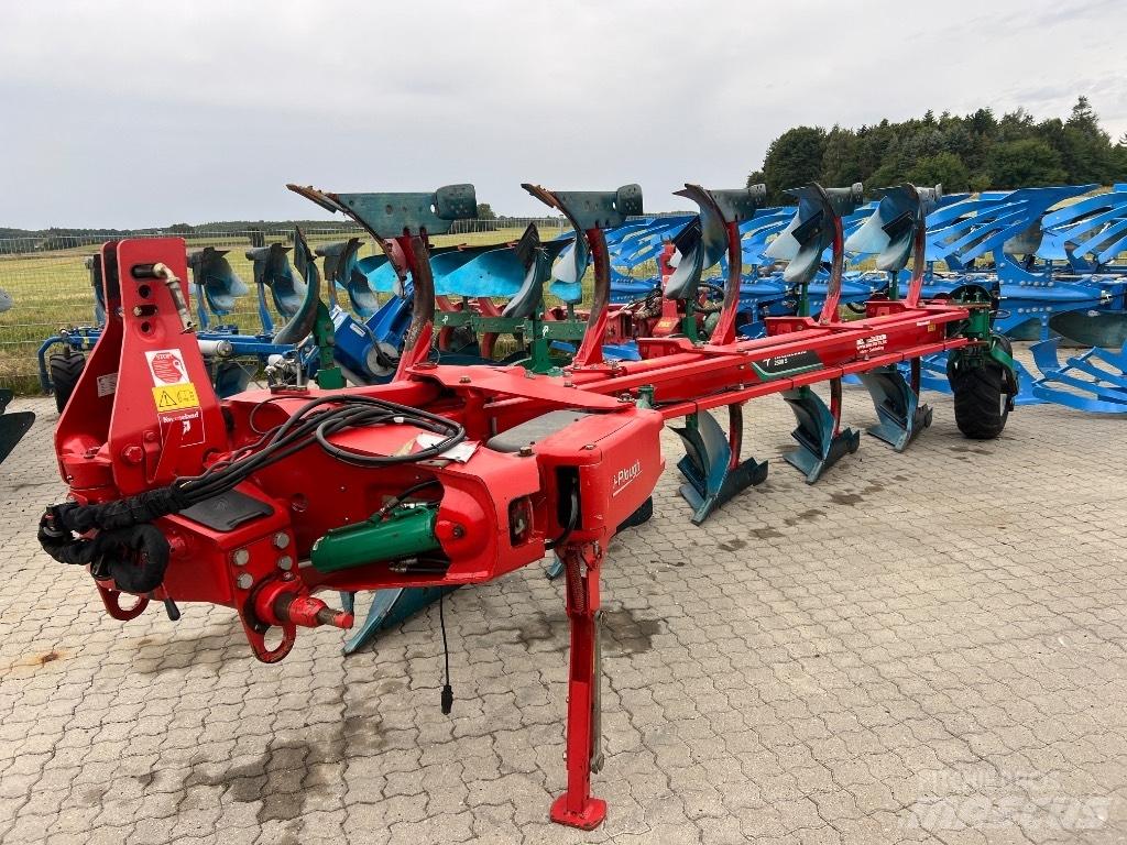 Kverneland 2500S Váltvaforgató ekék
