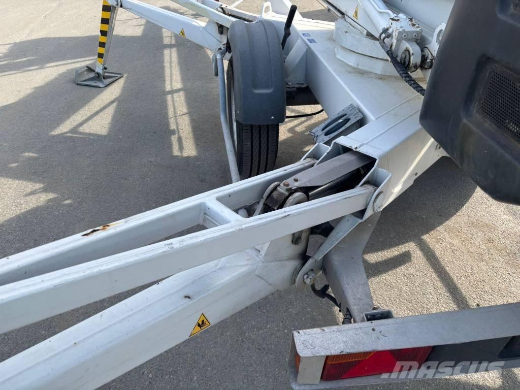 Dino 210 XT Pótkocsira szerelt emelők és állványok