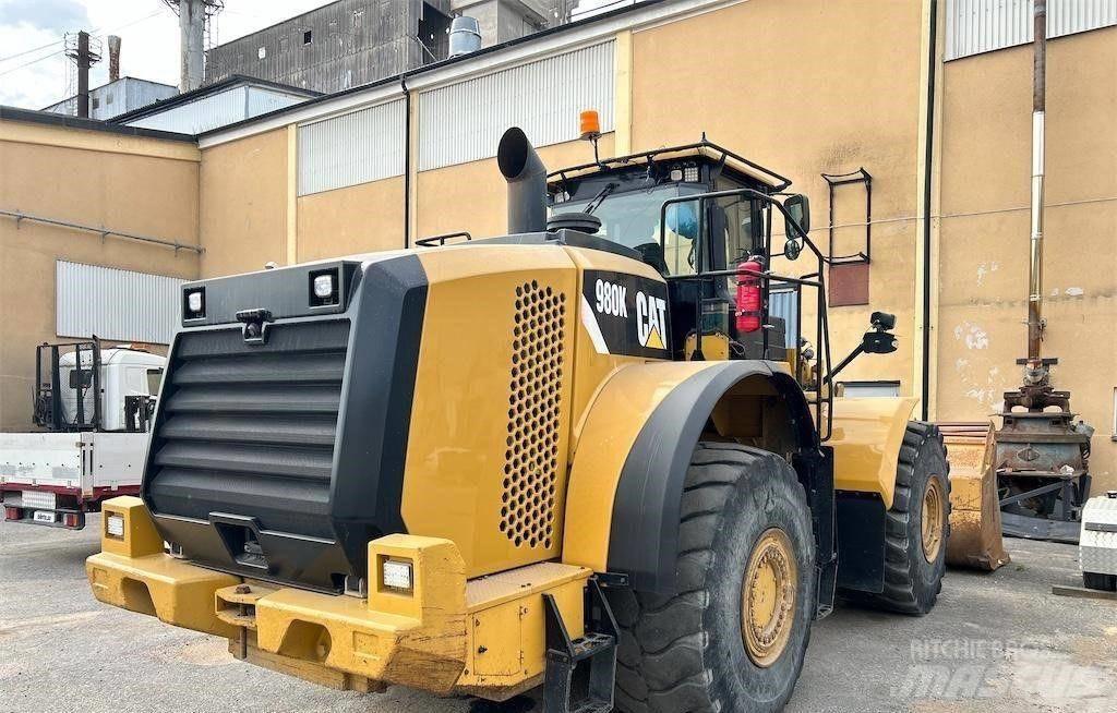 CAT 980 K Gumikerekes homlokrakodók