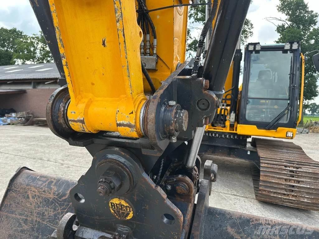 JCB 220Xlc Lánctalpas kotrók